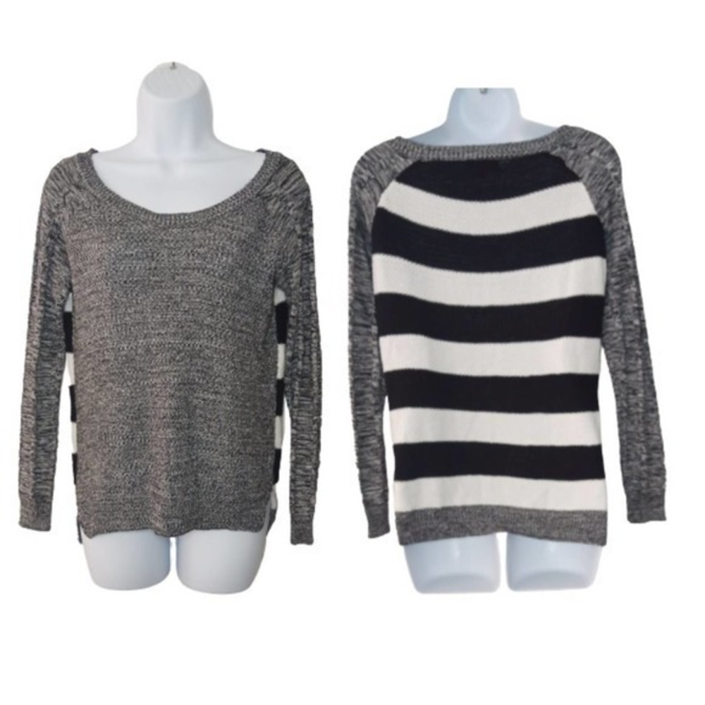 T/0 Stripe Knit‎ Sweater Size Medium Gray and White